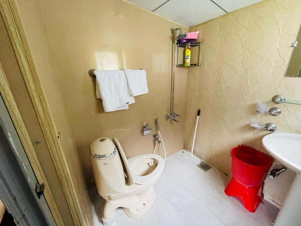 Deluxe Double Room - Photo 21