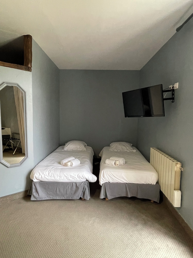 Superior Quadruple Room photo 3