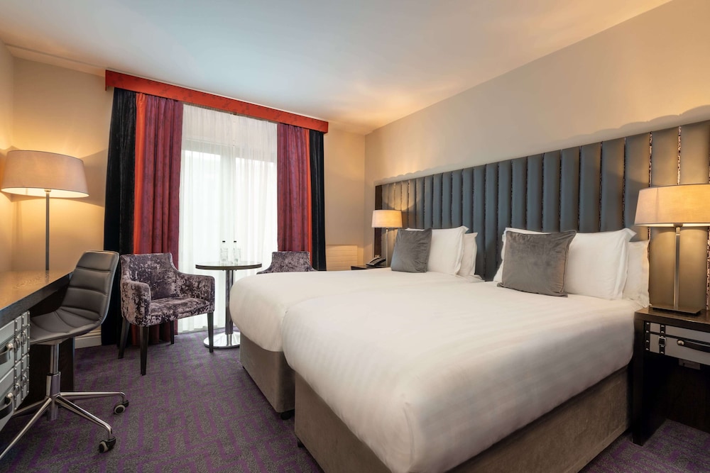 Contemporary Double Room - Photo 1