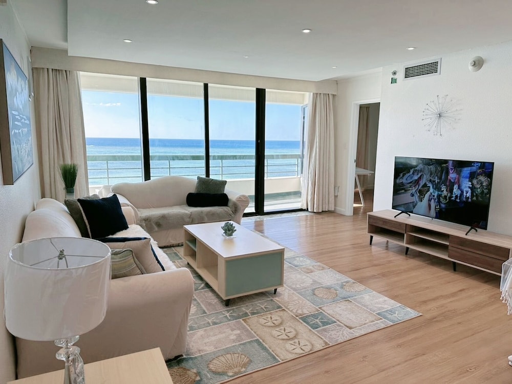 Premium Condo, 3 Bedrooms, Non Smoking, Beach View