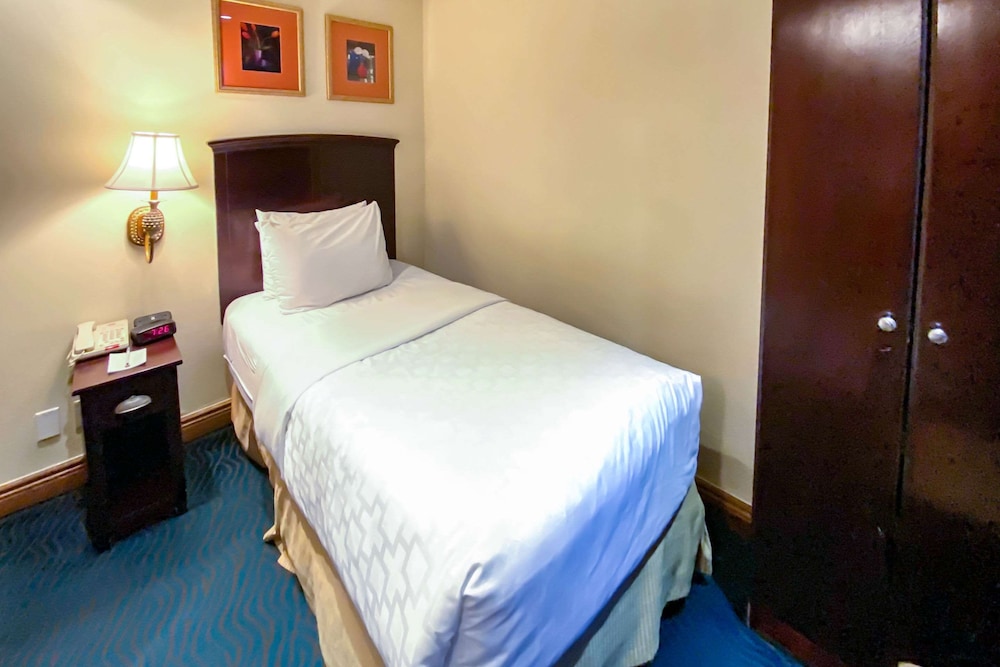 Standard Twin Room, 1 Twin Bed, Non Smoking photo 2