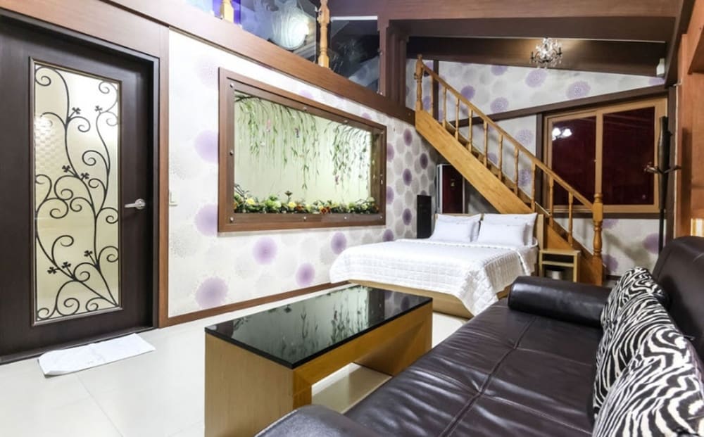 Deluxe Double Room photo 2