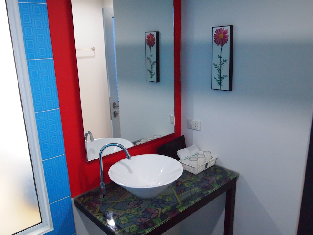 Standard Twin Room photo 2