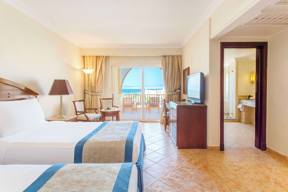 Deluxe Room, Sea View (Laguna Club Room)