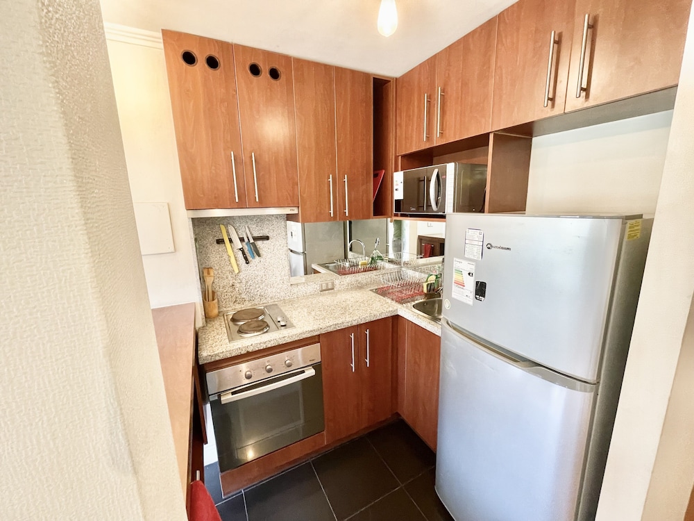 Basic Apartment photo 2