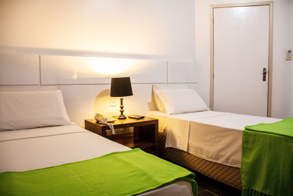 Twin Room - Photo 2
