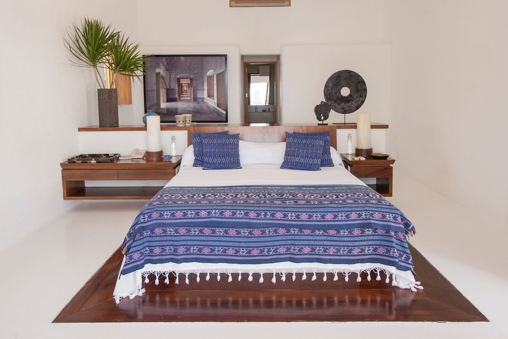 Villa photo 3