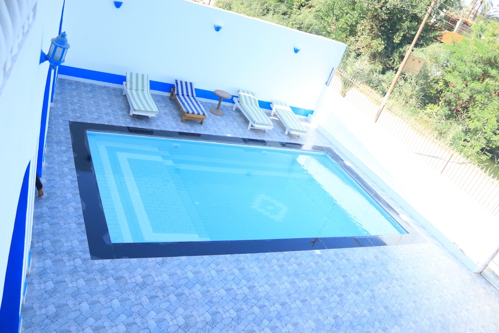 Classic Room, Balcony, Pool View