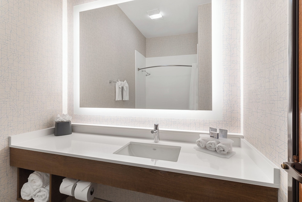 Suite, 2 Queen Beds (Extra Living Area) - Photo 5