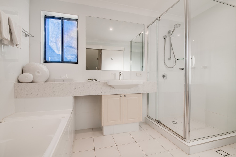 1 Bedroom Villa - Photo 12
