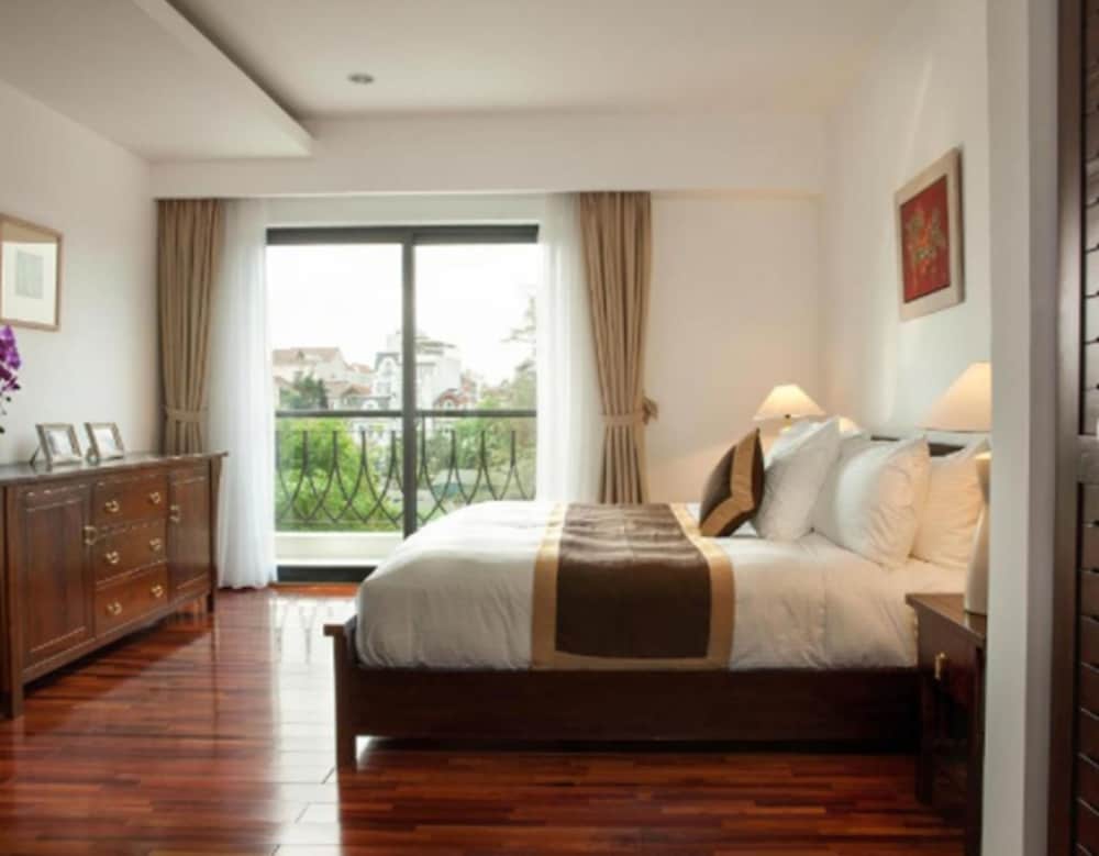 Apartment, 3 Bedrooms, Garden View photo 2