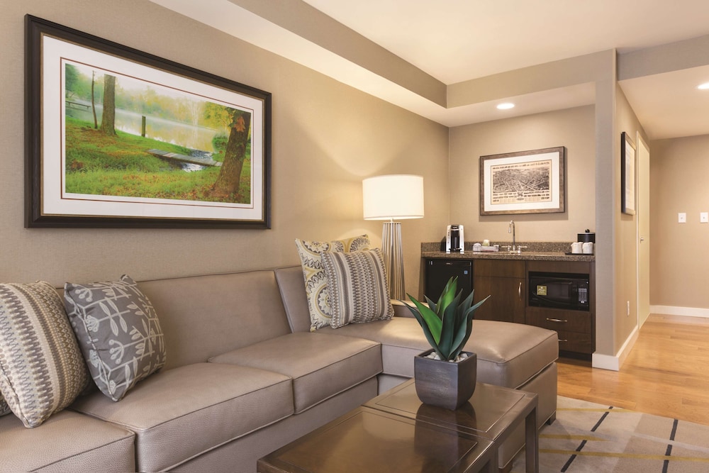Suite, 1 King Bed