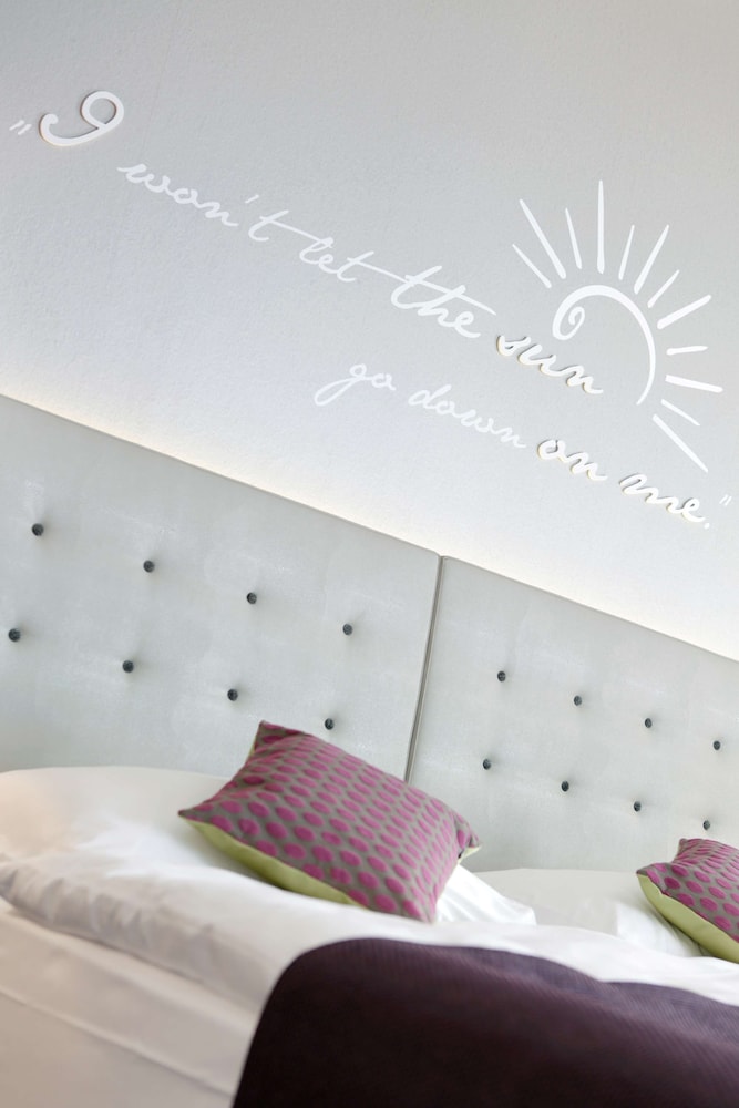Style Double Room City View - Photo 2