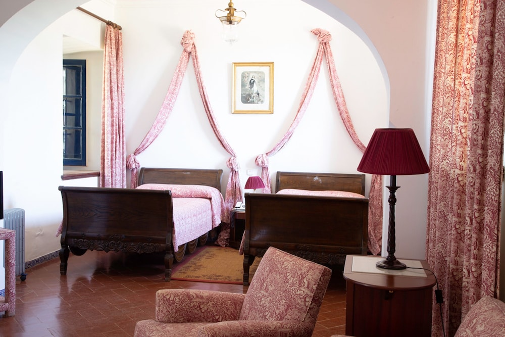 Deluxe Double Room, Garden View photo 3