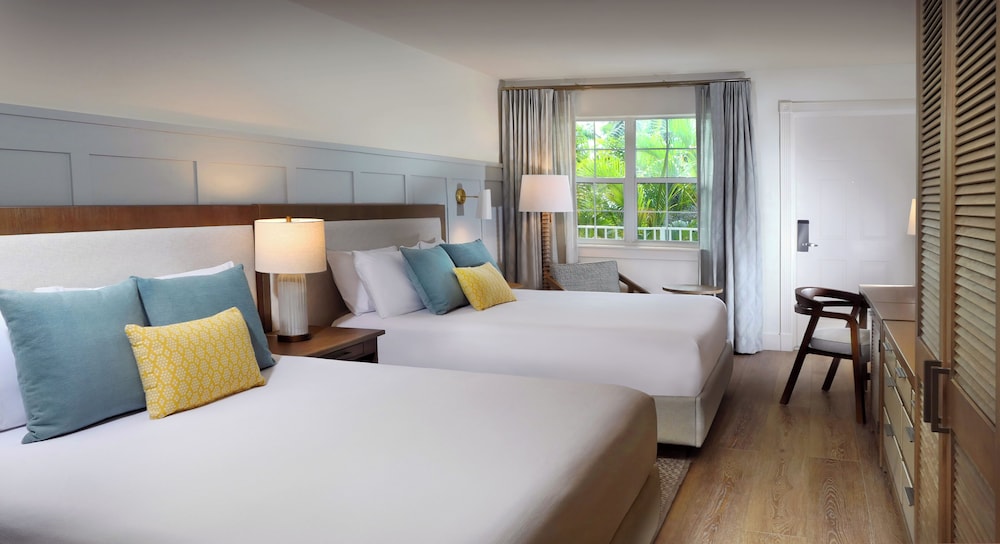 Classic Room, 2 Queen Beds - Photo 3