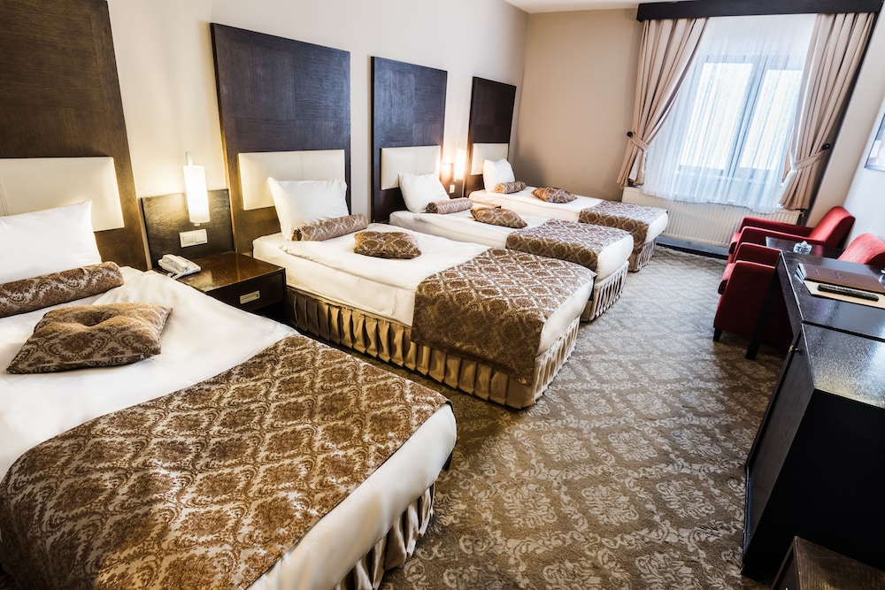 Standard Quadruple Room photo 2