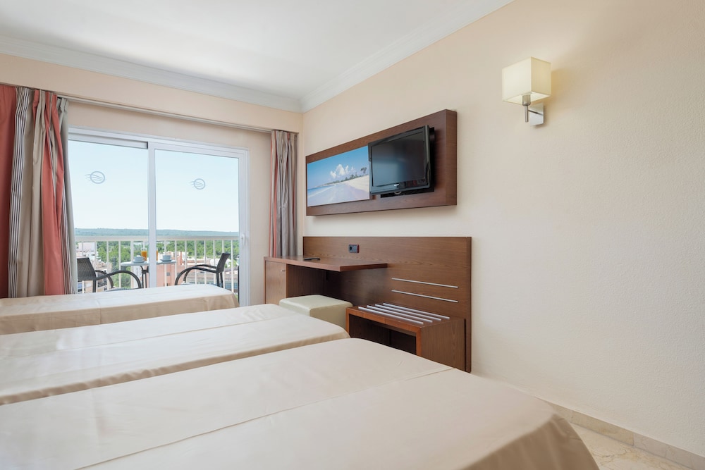 Triple Room, Balcony, Mountain View