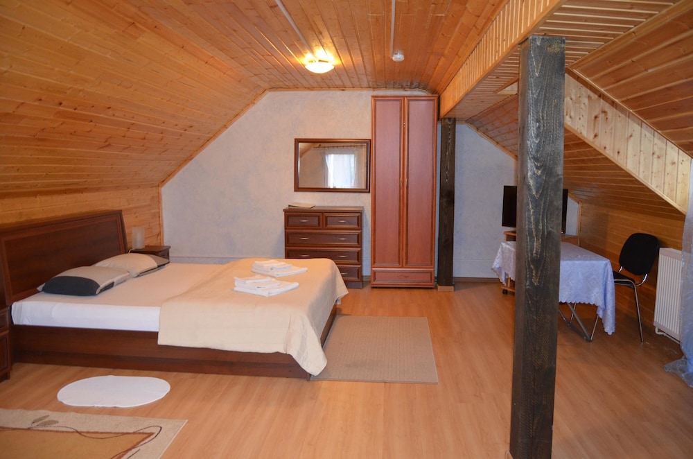 Villa photo 1