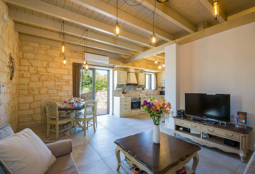 Villa, 3 Bedrooms, Hill View, Private eco Pool