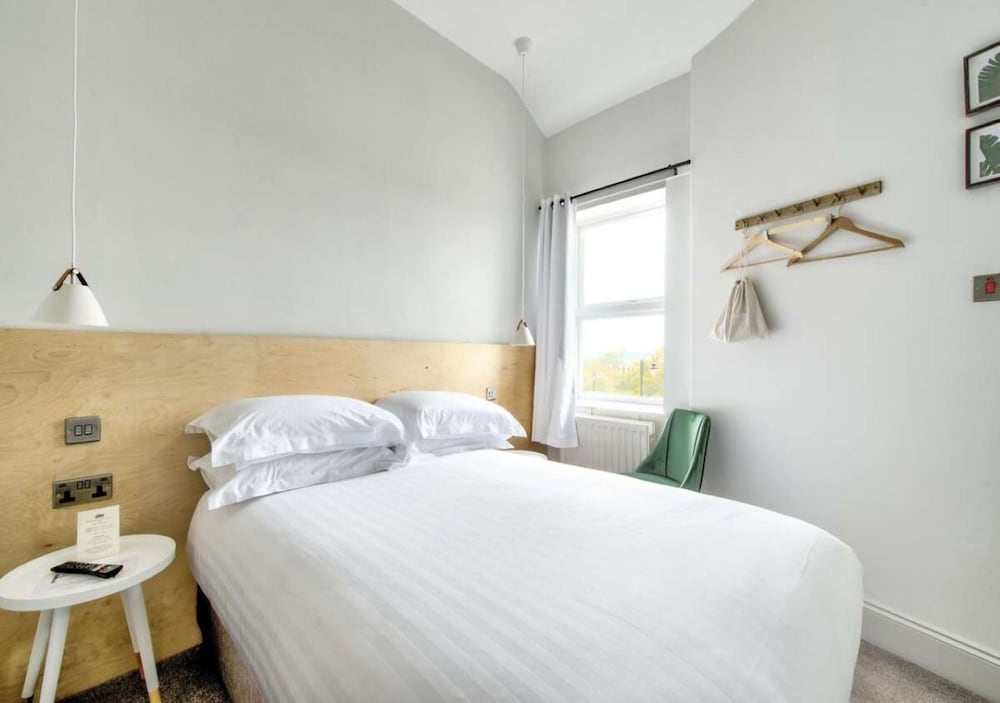 Basic Double Room
