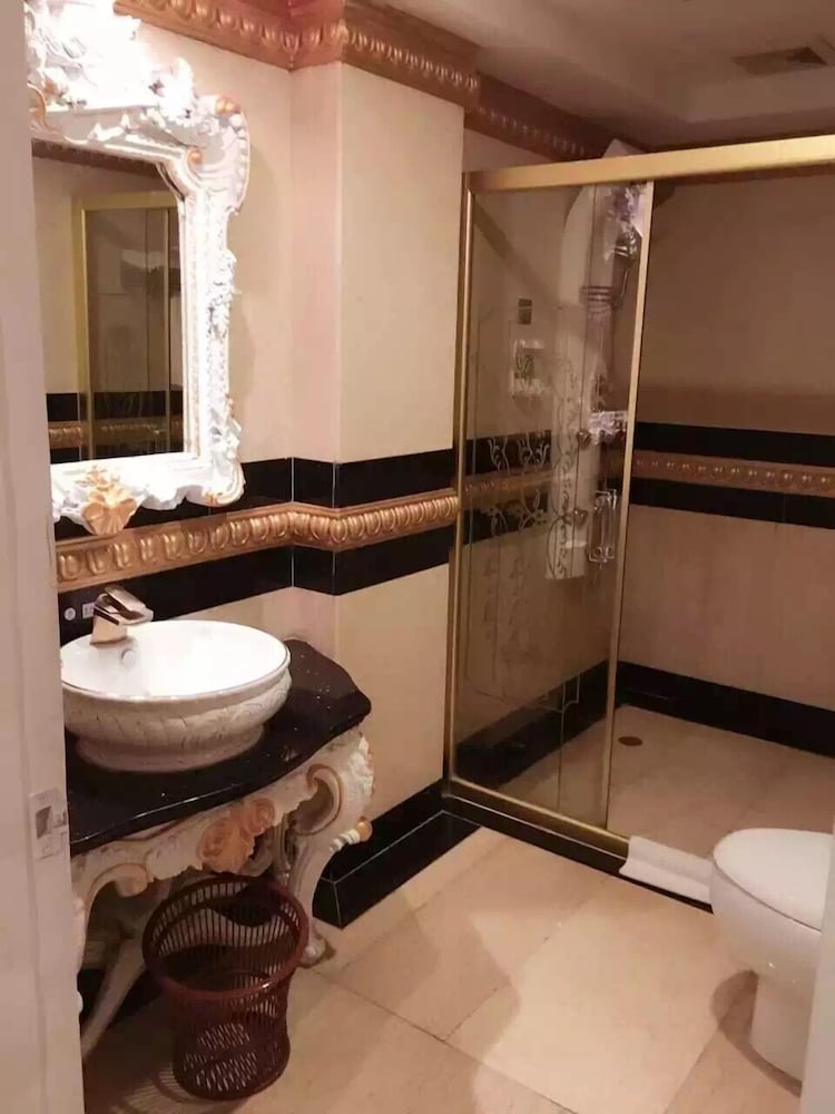 Standard Double Room - Photo 6