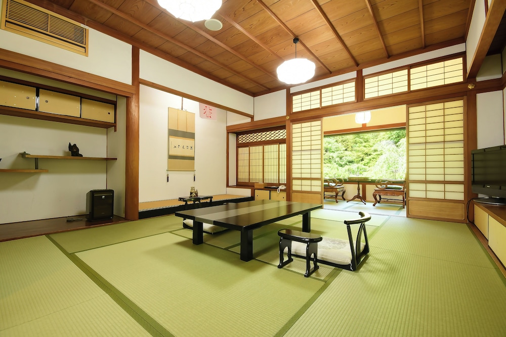 Deluxe Room, Non Smoking, Garden View photo 3