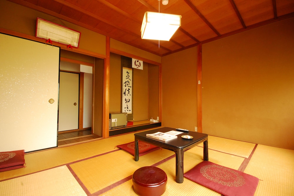 Japanese Style Standard Twin Room, 2 People, Non-Smoking photo 2