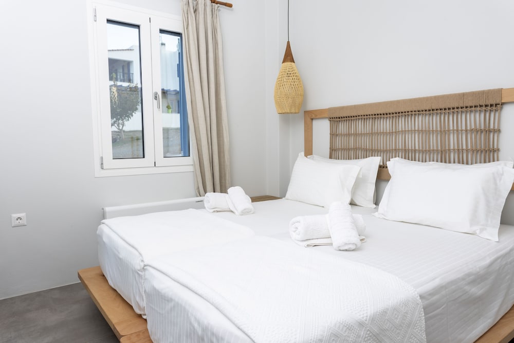 Apartment, 2 Bedrooms, Sea View photo 1