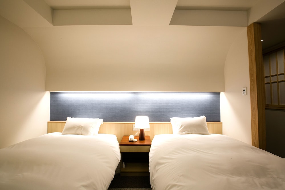 Deluxe Twin Room photo 1