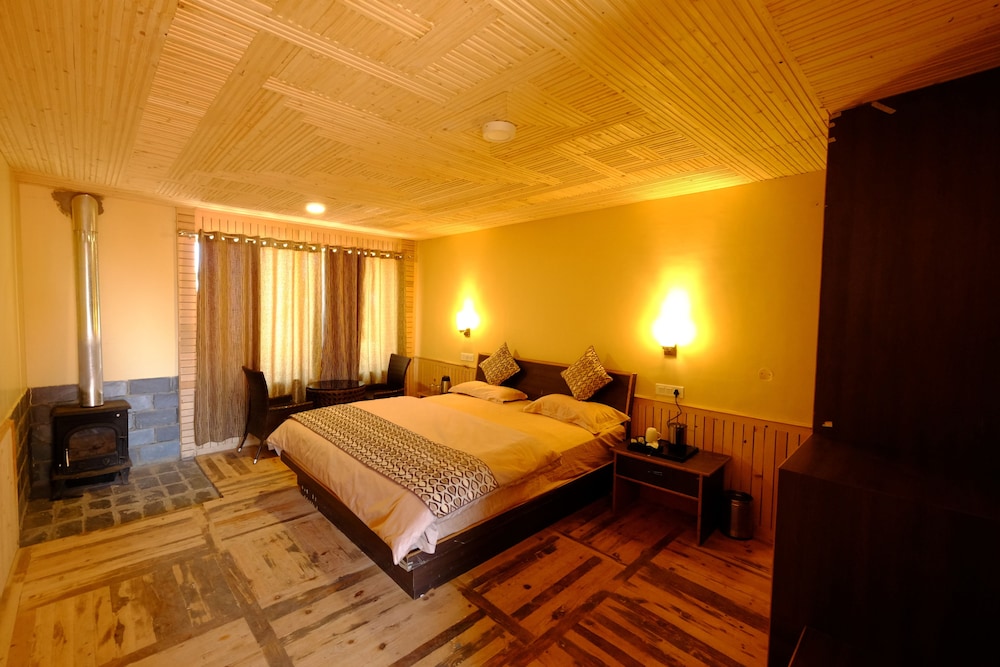 Exotic room photo 3