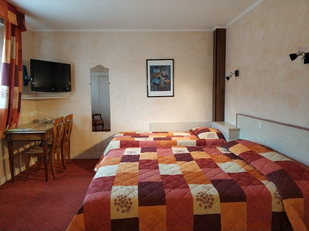 Superior Triple Room, Private Bathroom