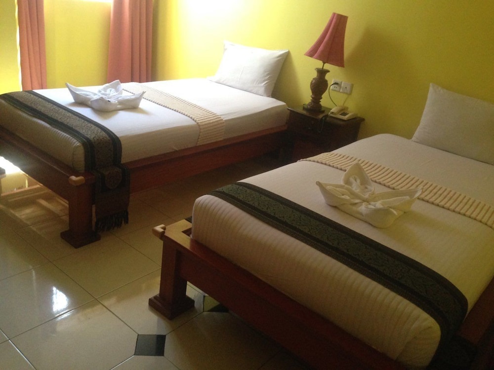 Standard Twin Room - Photo 10