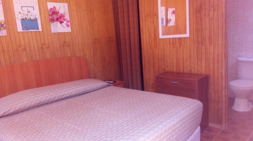 Family Cabin, 2 Bedrooms photo 1
