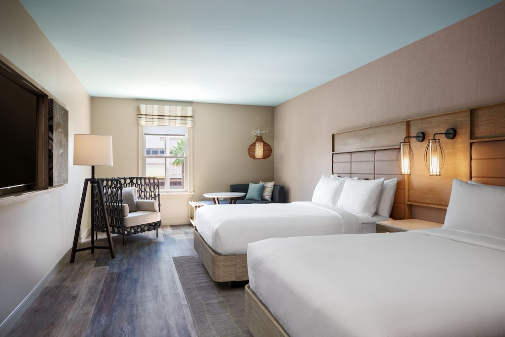 Classic Room, 2 Queen Beds - Photo 1