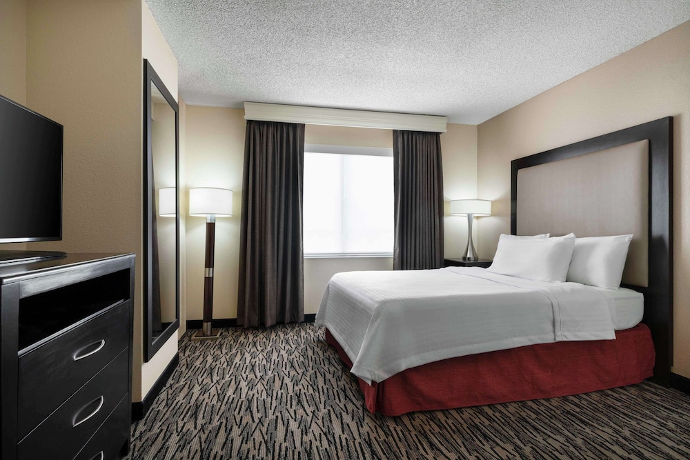 Suite, 2 Queen Beds, Non Smoking - Photo 2
