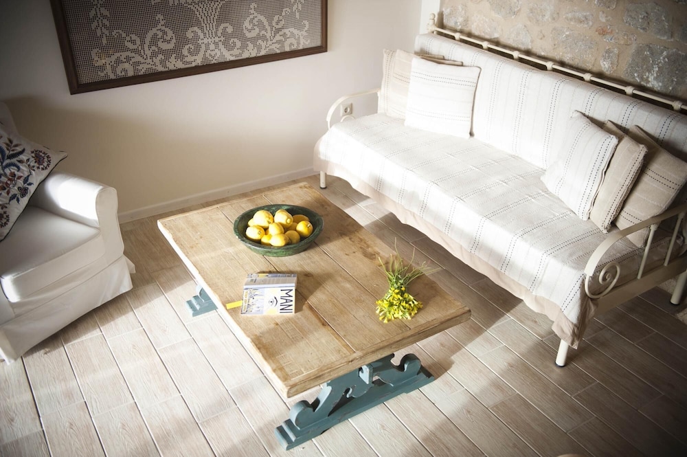 Villa photo 1