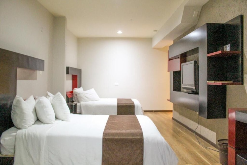 Superior Studio Suite photo 1
