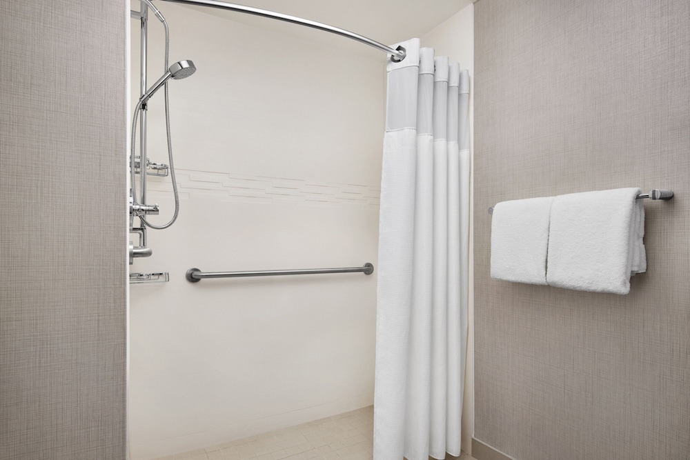 Studio Suite - Photo 5
