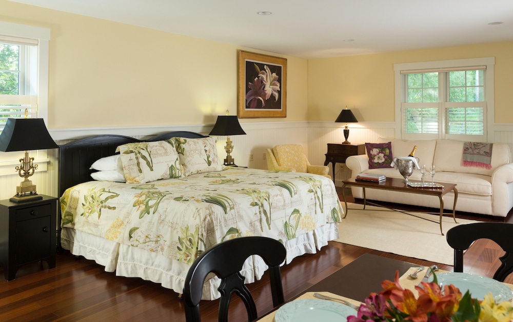 Garden House Suite