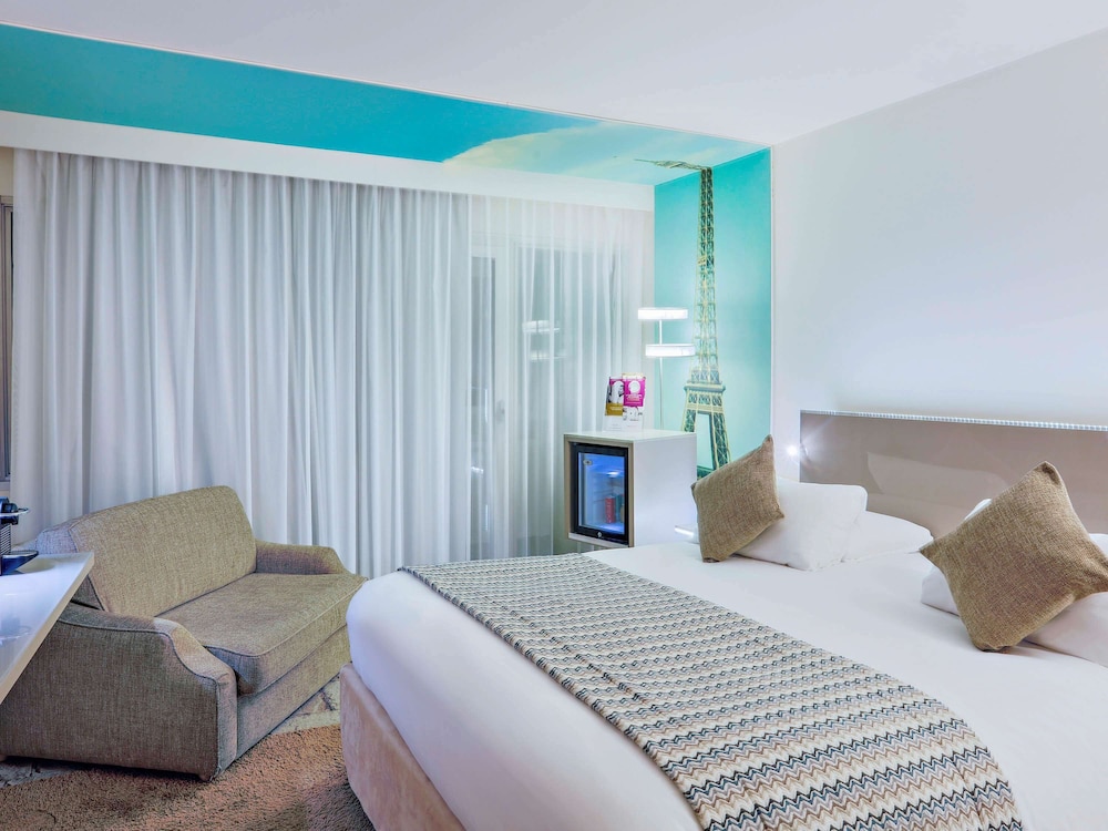 Family Double Room, 1 Double Bed with Sofa bed photo 3