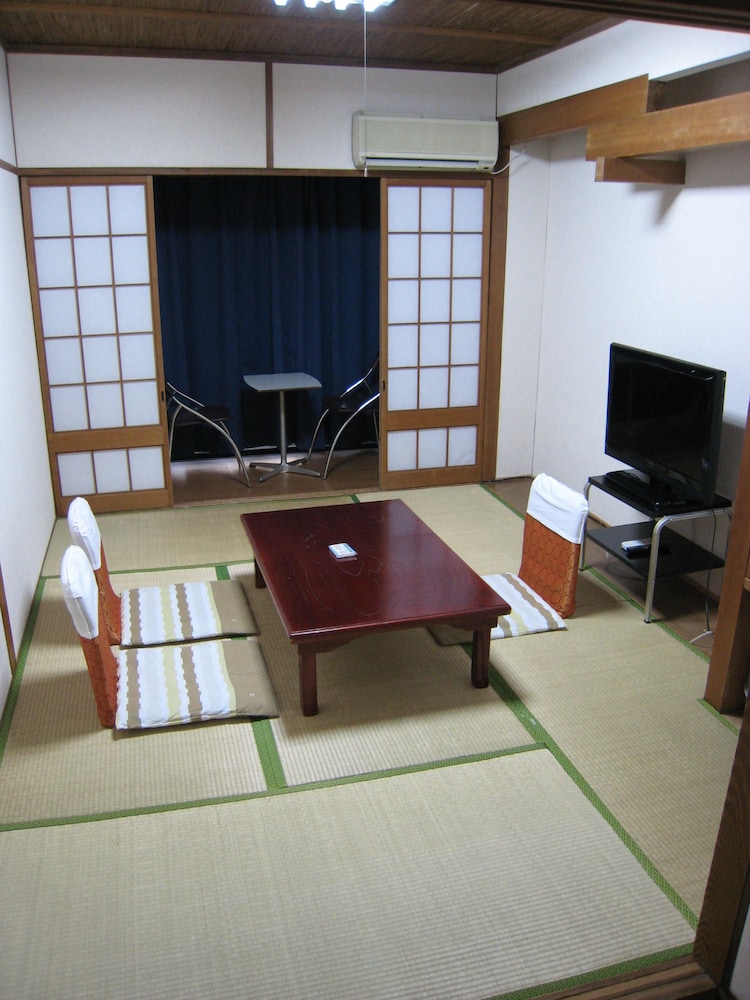 Japanese Room photo 1