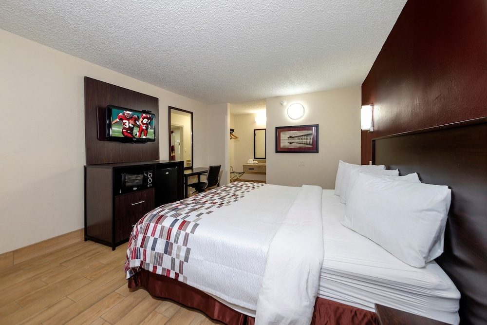 Superior Room, 1 King Bed, Non Smoking photo 2