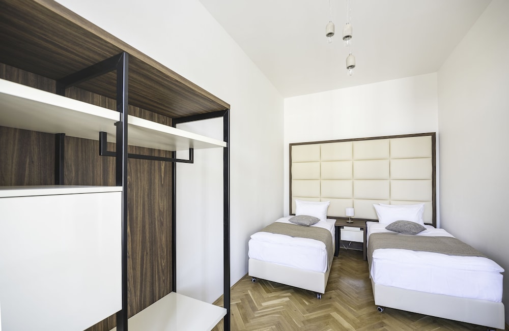 Deluxe Suite, 2 Bedrooms