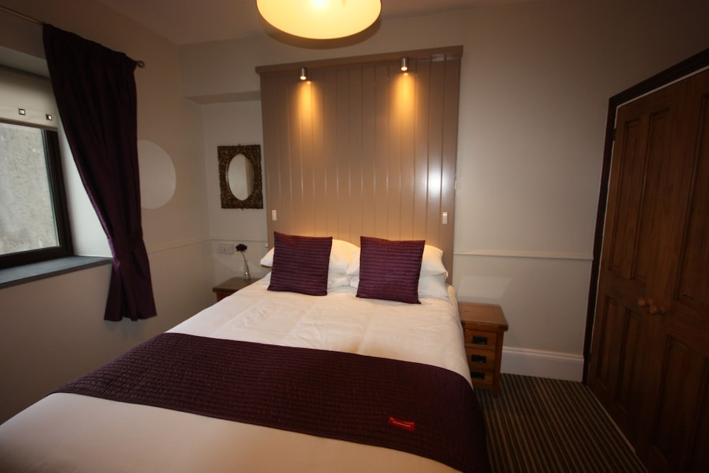Luxury Double Room, 1 King Bed, Sea View (Second Floor) photo 2
