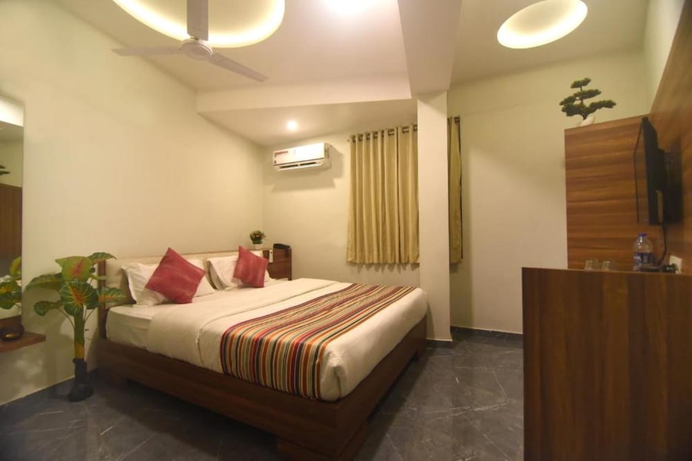 Deluxe Single Room photo 3