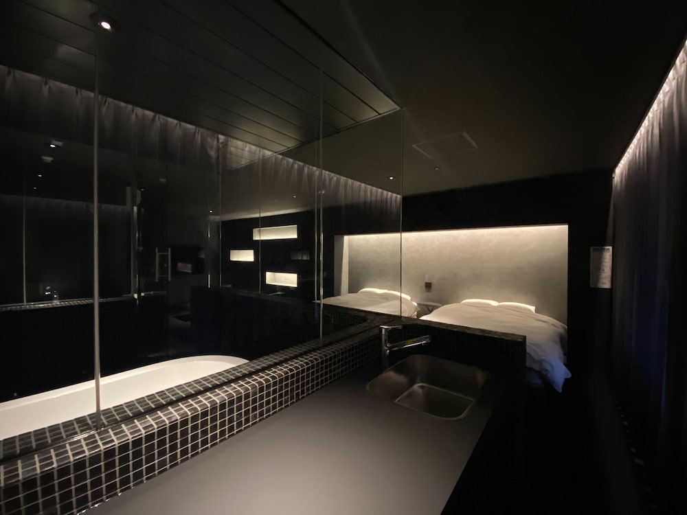 Family Suite, Non Smoking - Photo 4