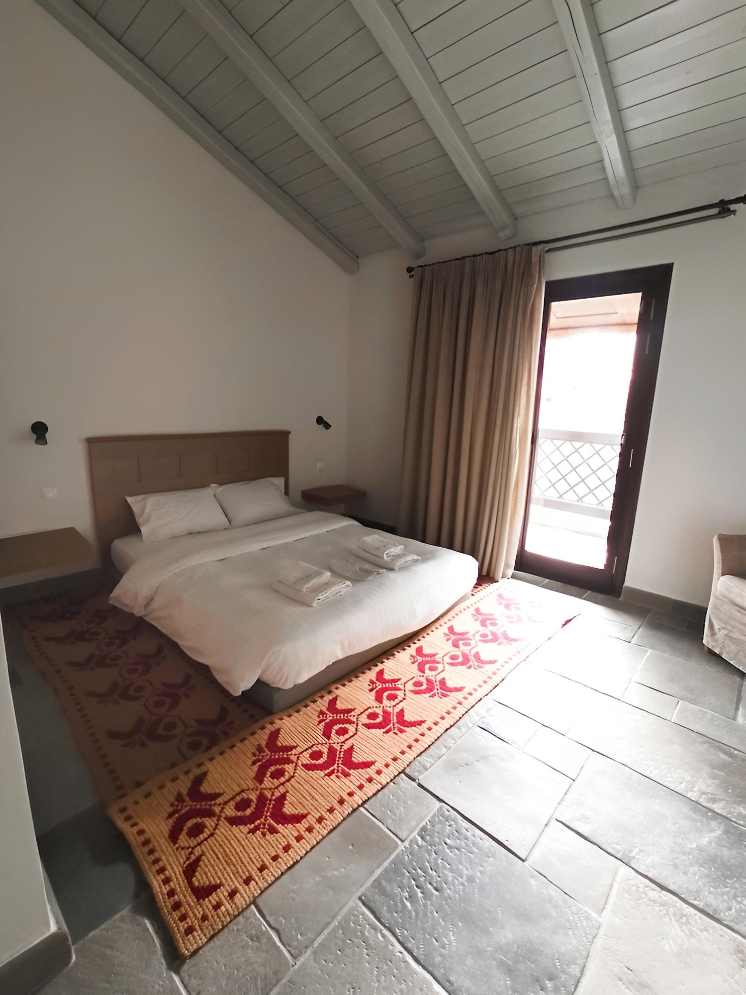 Standard Double Room photo 2