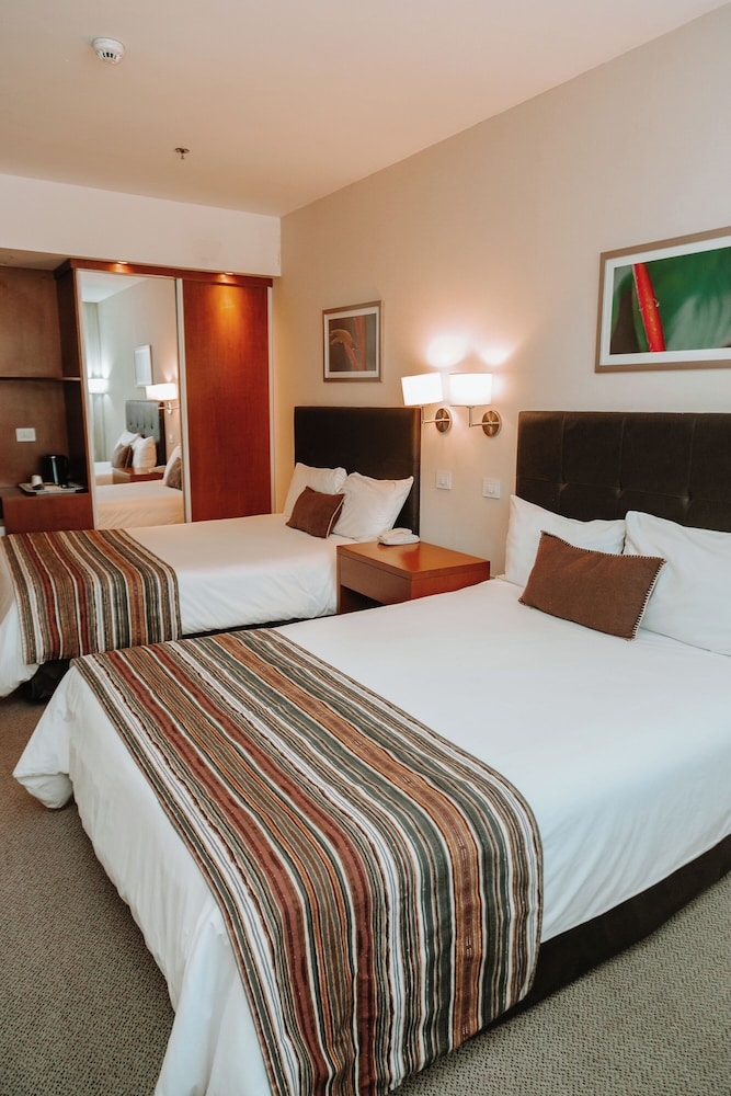 Room, 2 Double Beds, Non Smoking photo 3