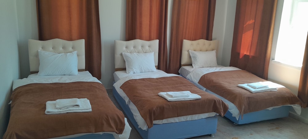Standard Triple Room photo 1
