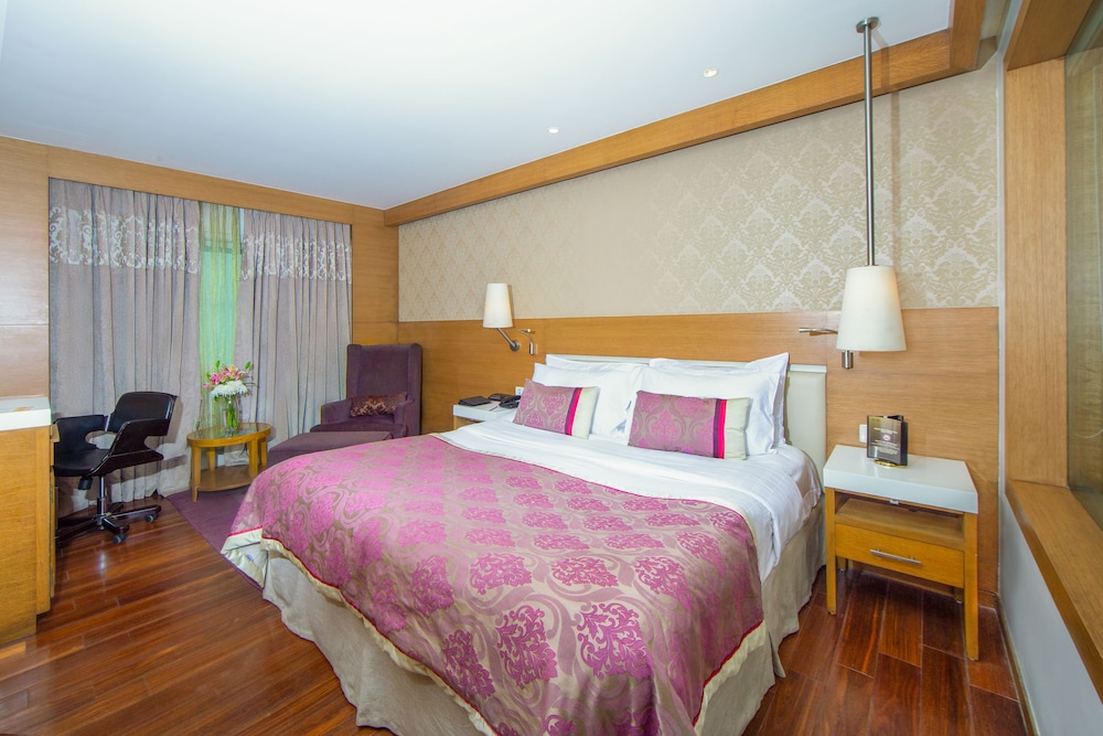 Super Deluxe Room - Photo 1